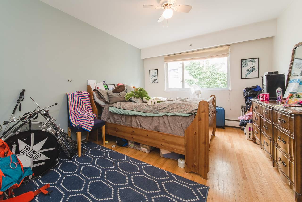 302-1050 Jervis St
