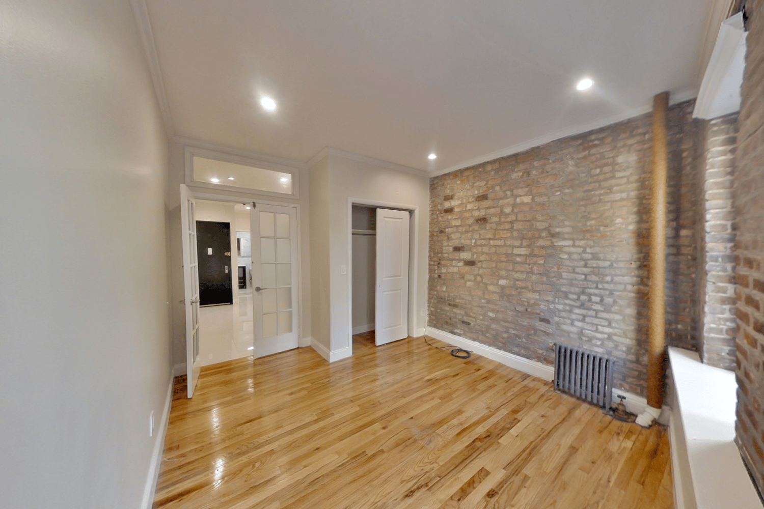 117 Elizabeth Street, Apt B