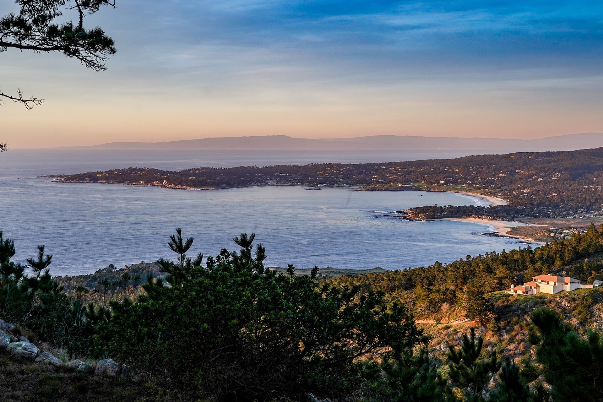 Stunning Peninsula Views - 309 Mt Devon Road