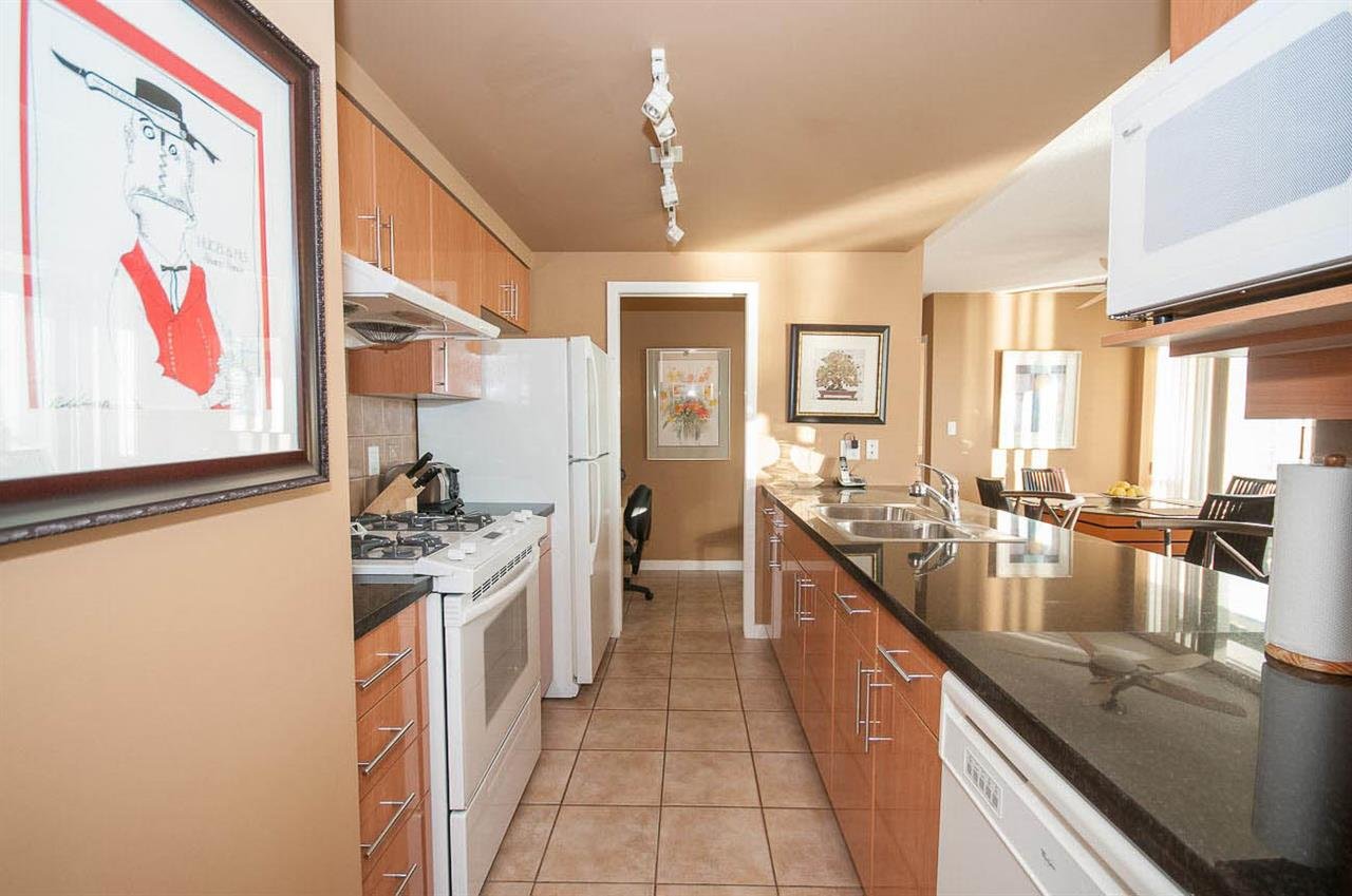 2201-1077 Marinaside Crescent, Vancouver