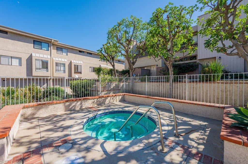 15239 Magnolia Blvd C Sherman Oaks, CA