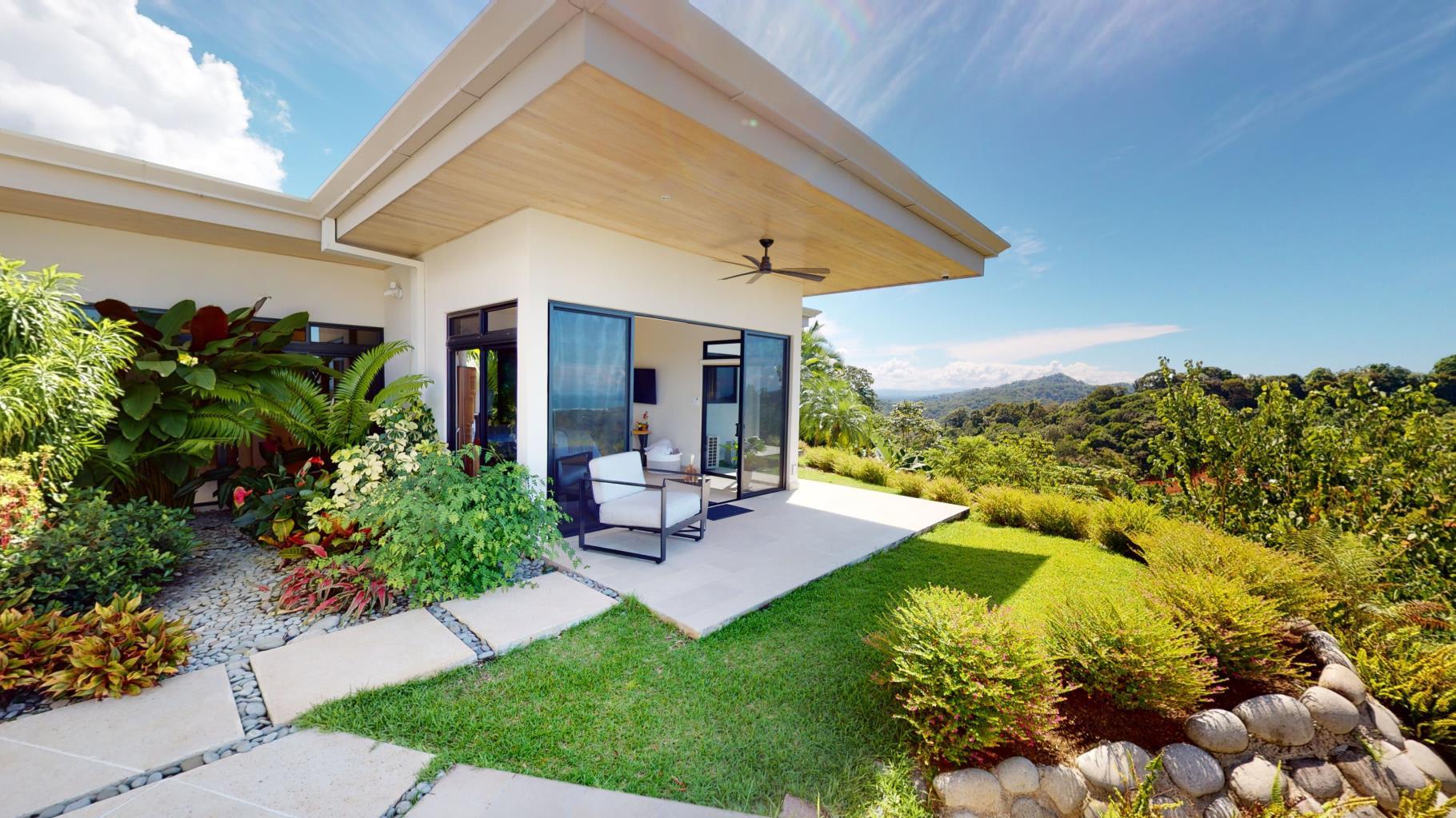 Elegant Modern Home In Ojochal