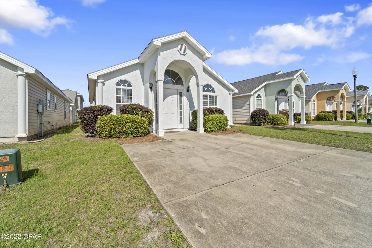 139 SEAGRASS Way