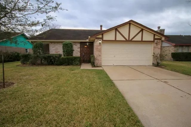 6611 Villarreal Dr