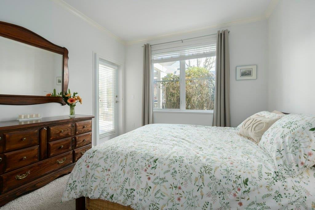 101-1375 View Cres