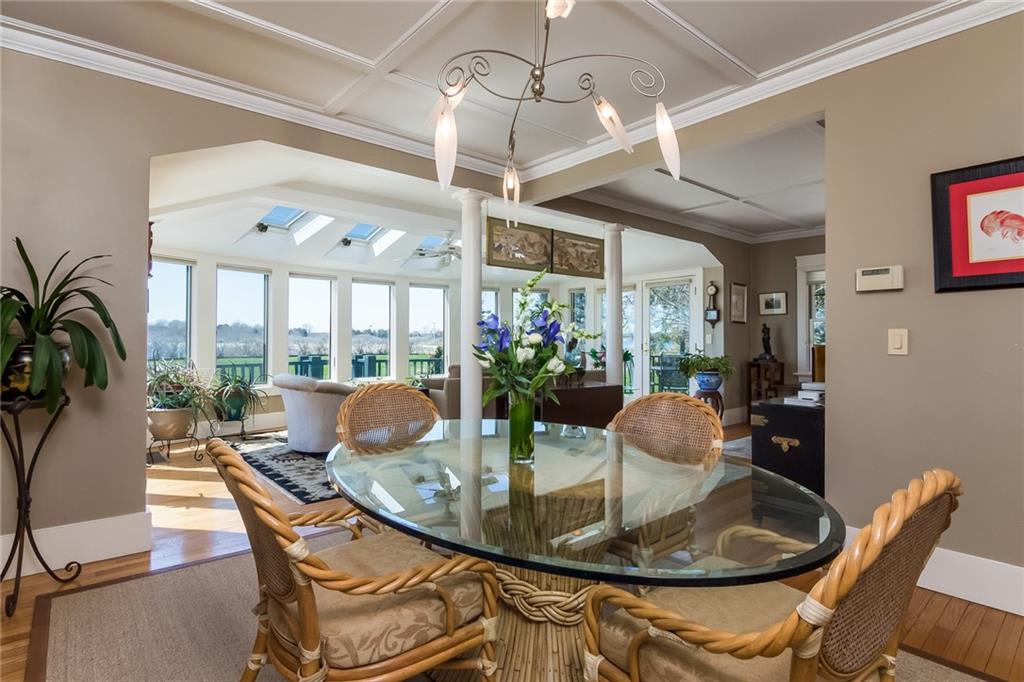 7 Beavertail Rd