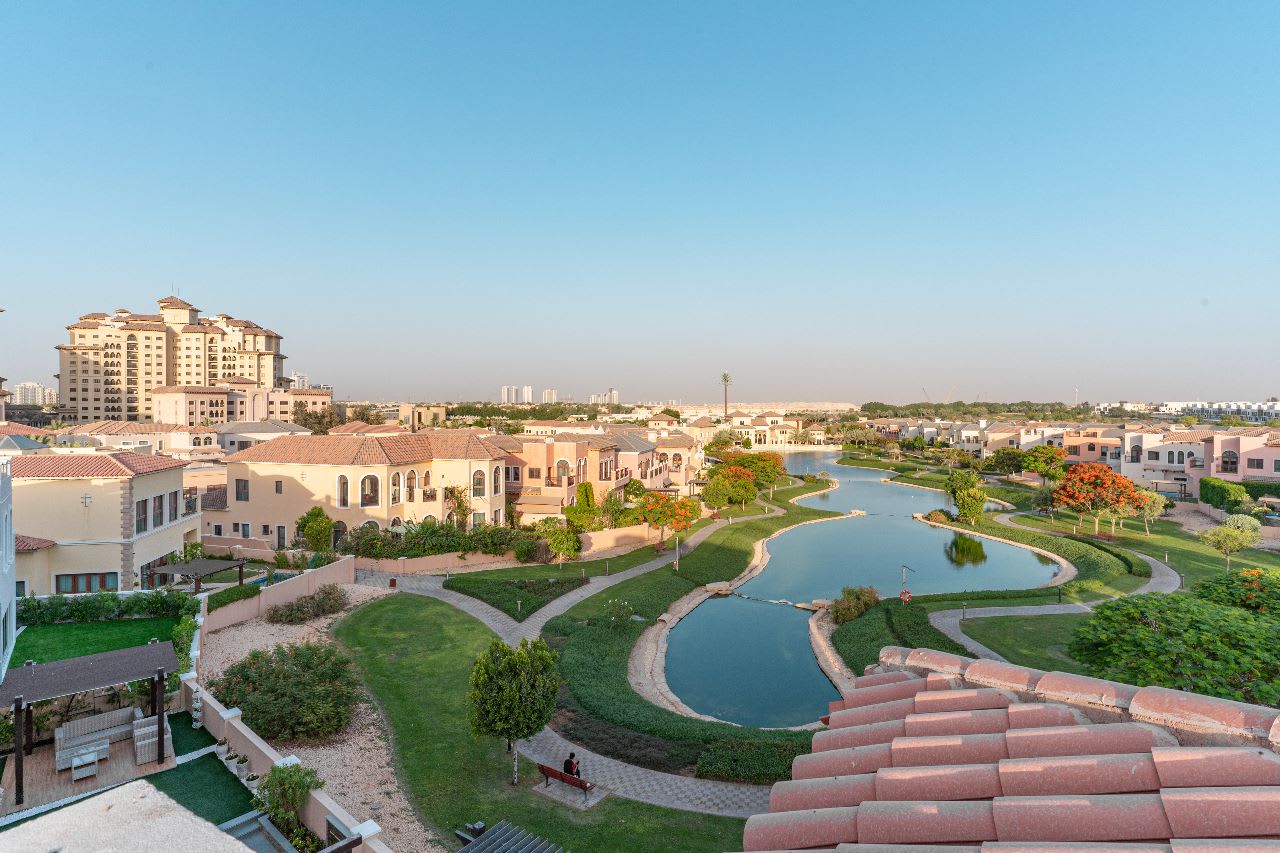   Orange Lake Jumeirah Golf Estate