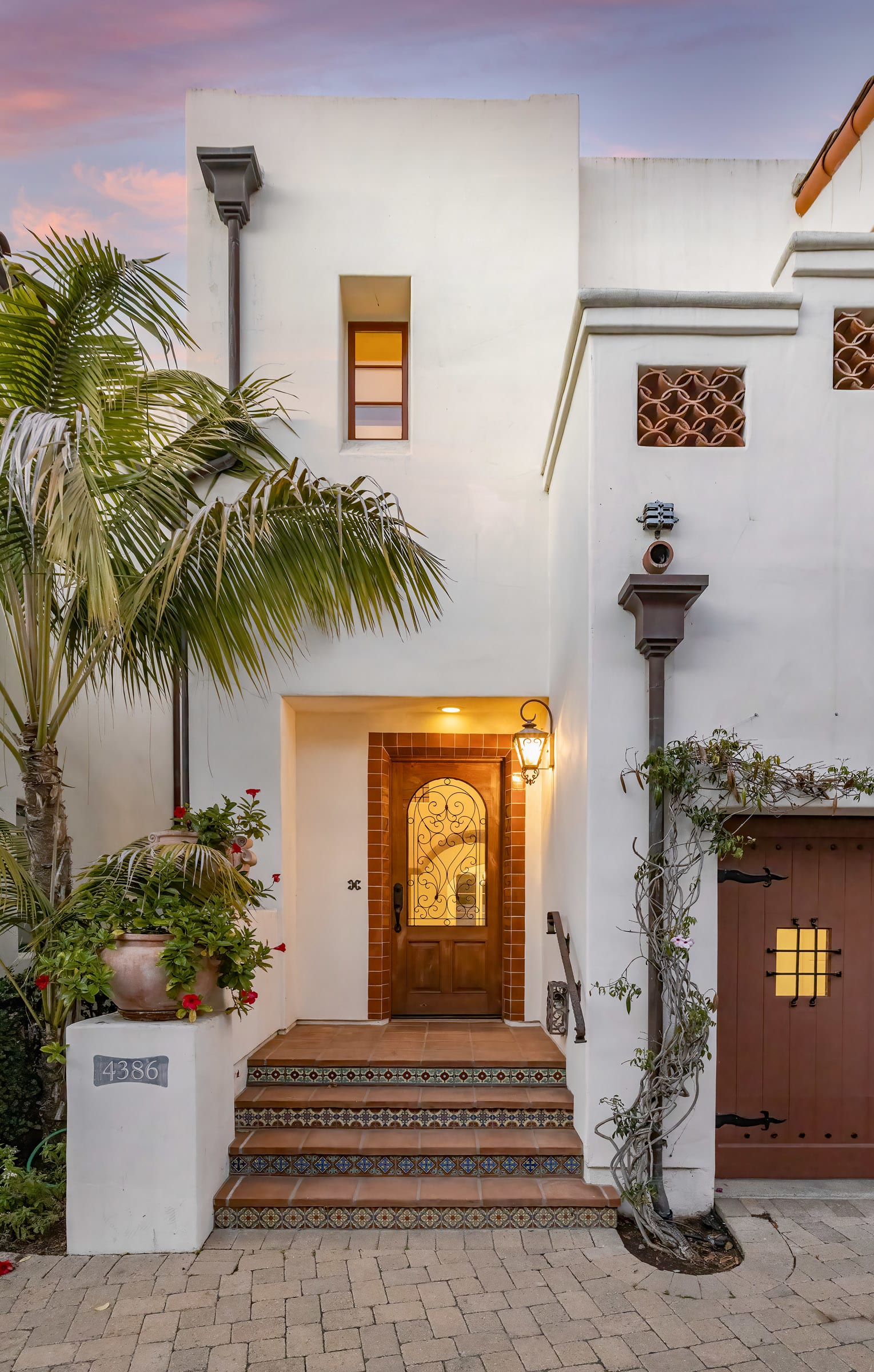 4386 Modoc Rd, Santa Barbara