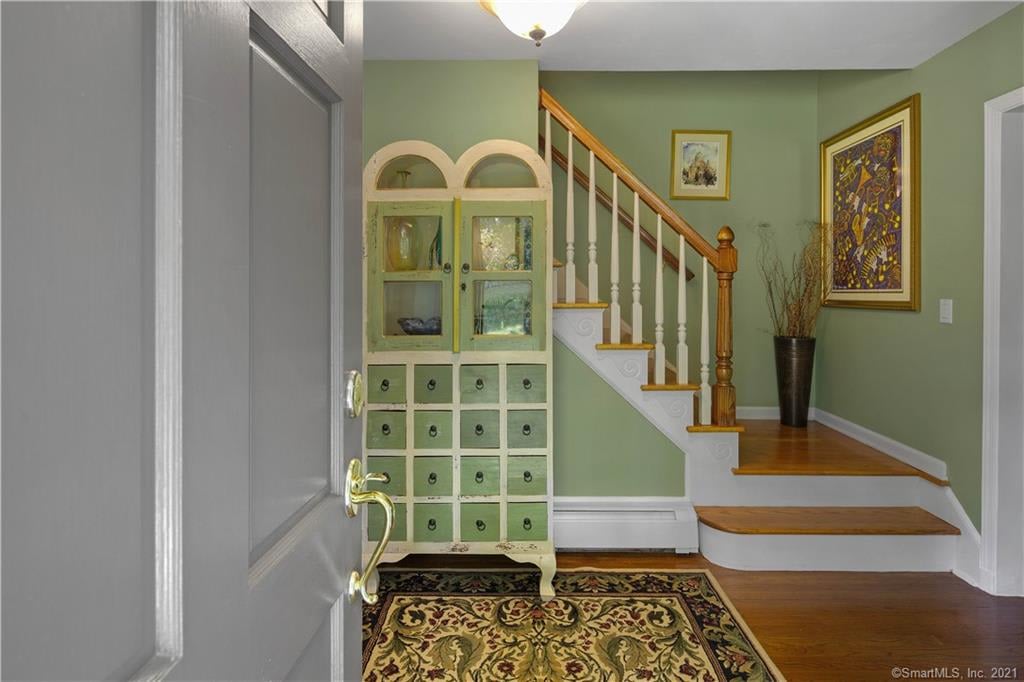 102 Briar Brae Rd