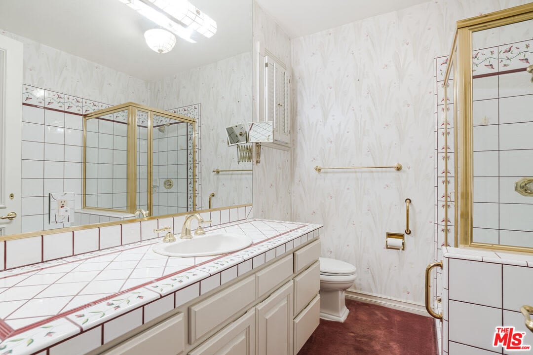 Golden Lodge