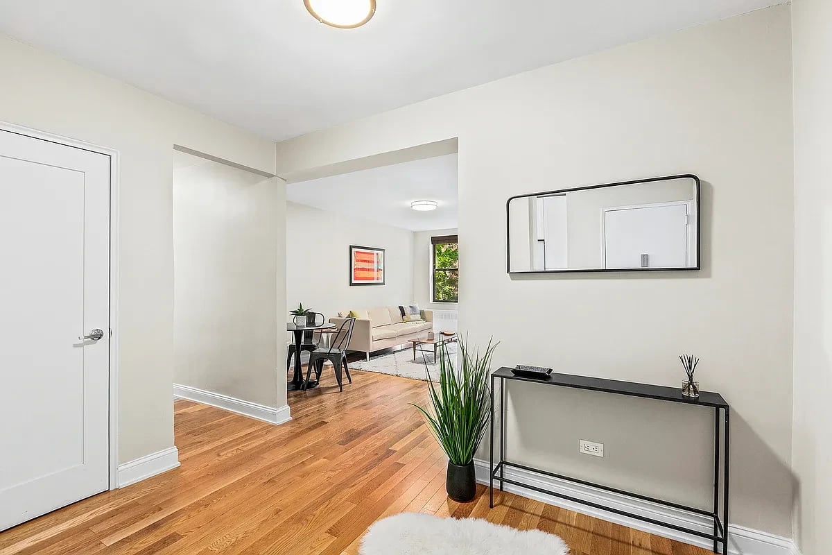 441 Convent Ave, Unit 1O