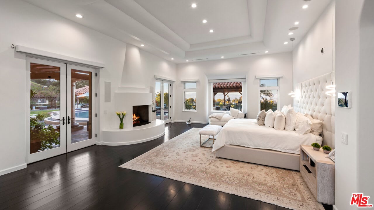 Eminence Heights