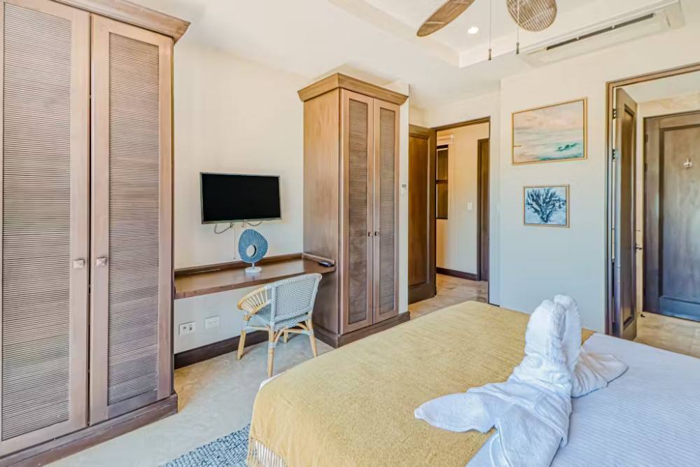 Exclusive Furnished Coastal Condo, Papagayo, Guanacaste