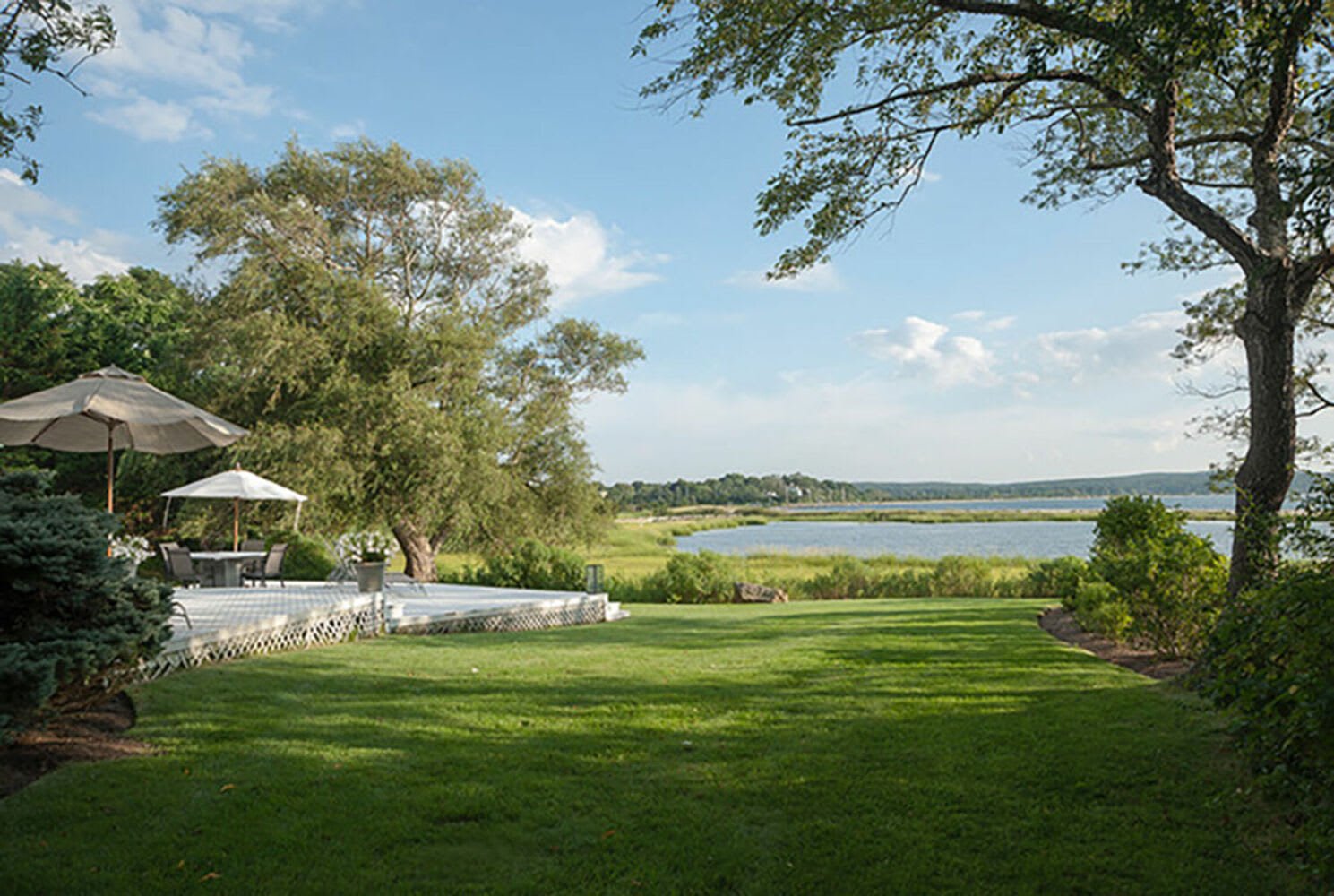 Light-Filled Waterfront Cottage