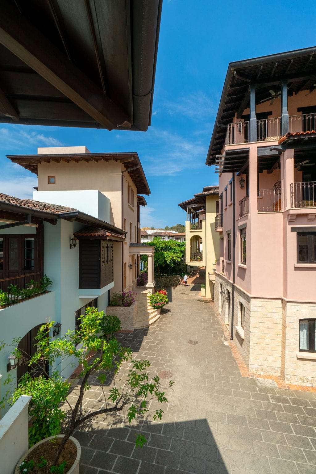 Casa Brisas del Mar, Steps to the Beach