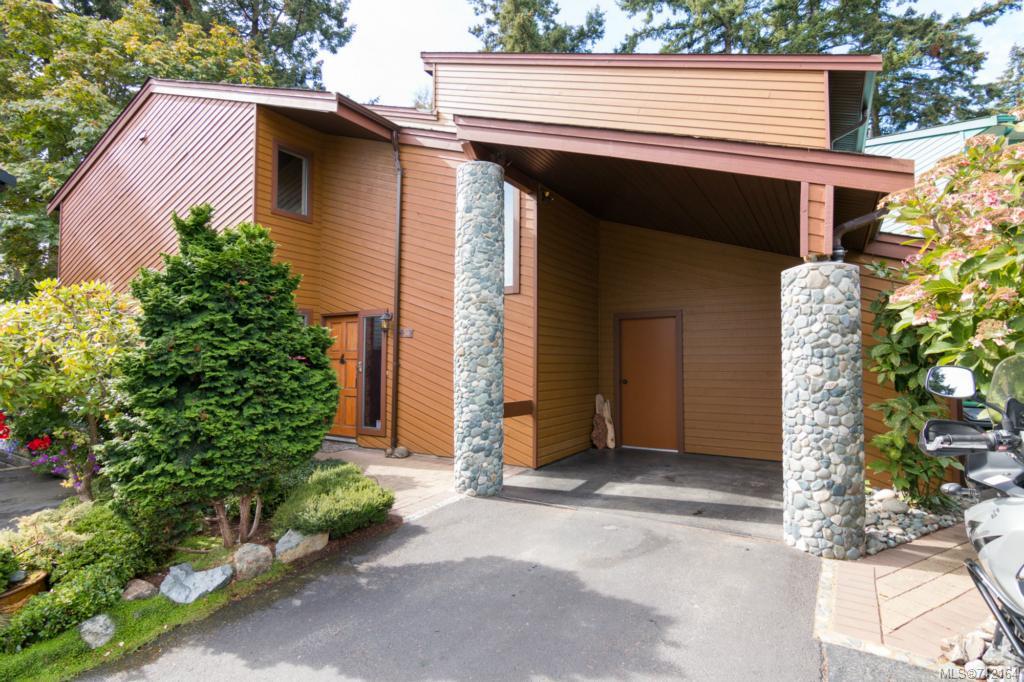28 Falstaff Pl