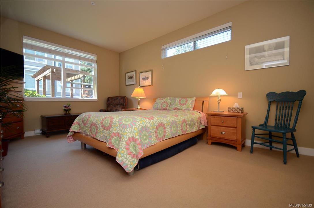 111-611 GOLDSTREAM Ave