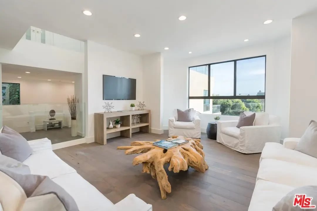 21559 PCH