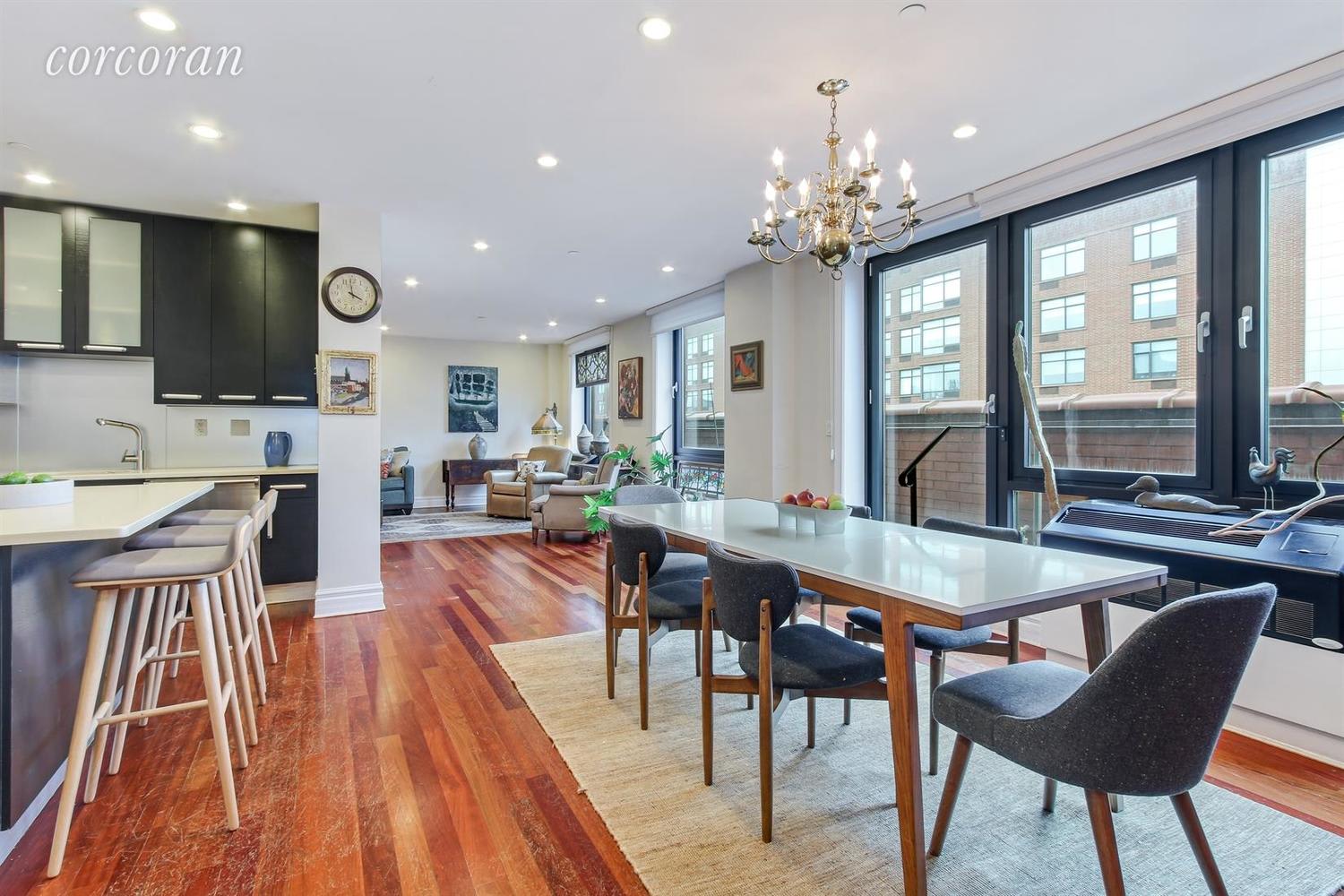 233 Pacific St, #4D