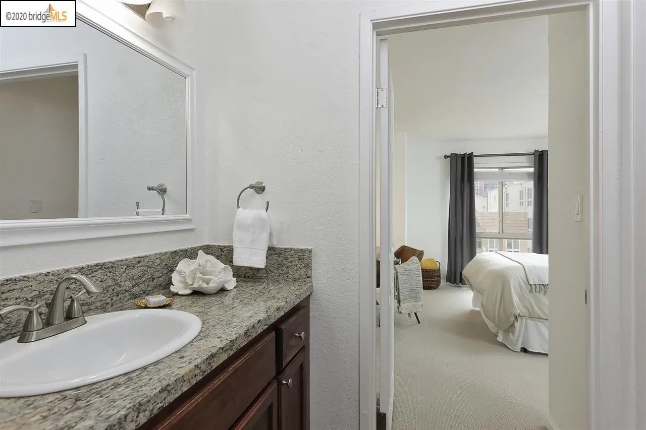 66 Fairmount Ave #413