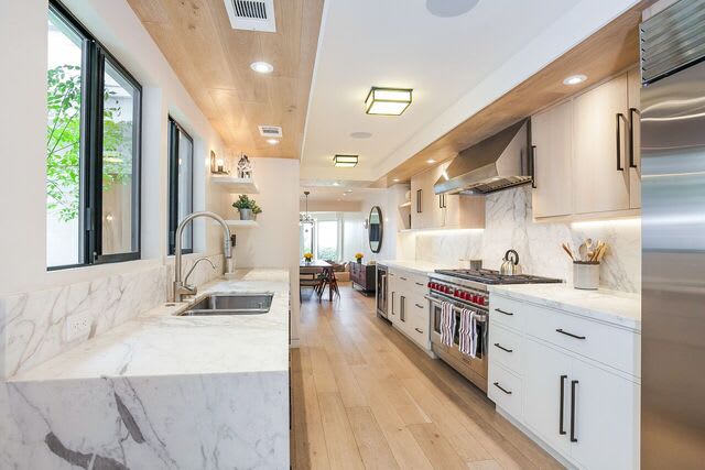 17 Sea Colony Drive