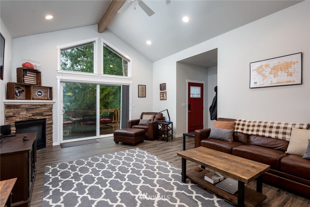 8149 Skeena Wy