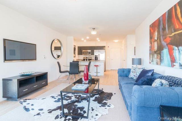 120 N Pearl St, #407