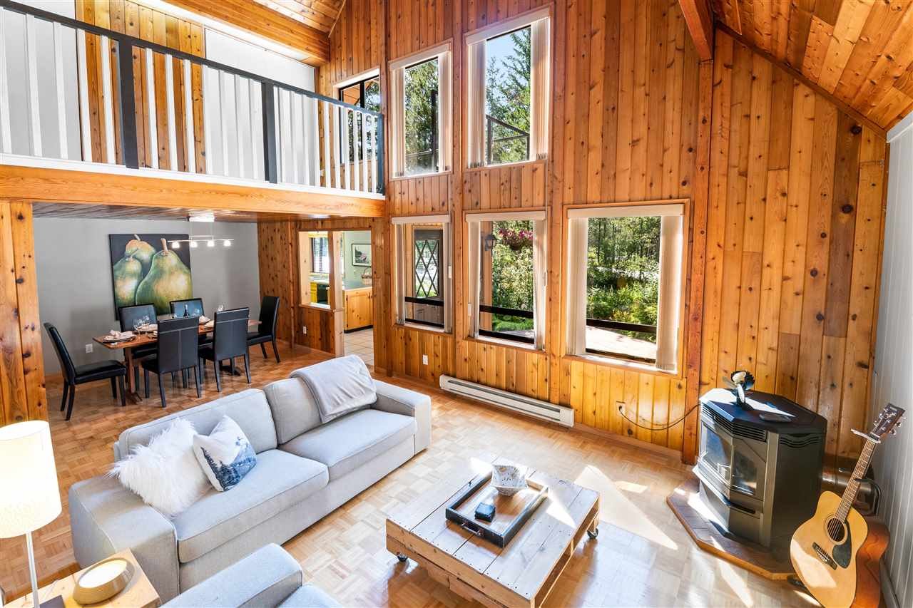 55 Pinecrest Rd