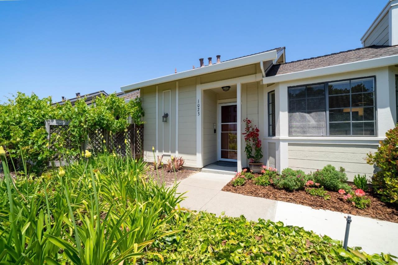 1023 Highlander Dr