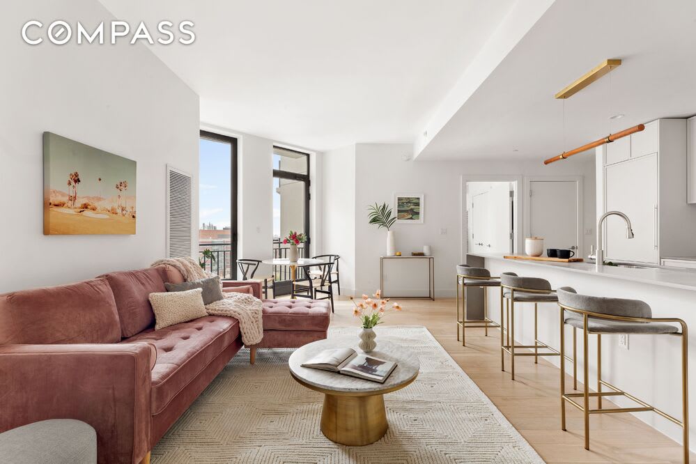 111 Montgomery St Unit: 10-E