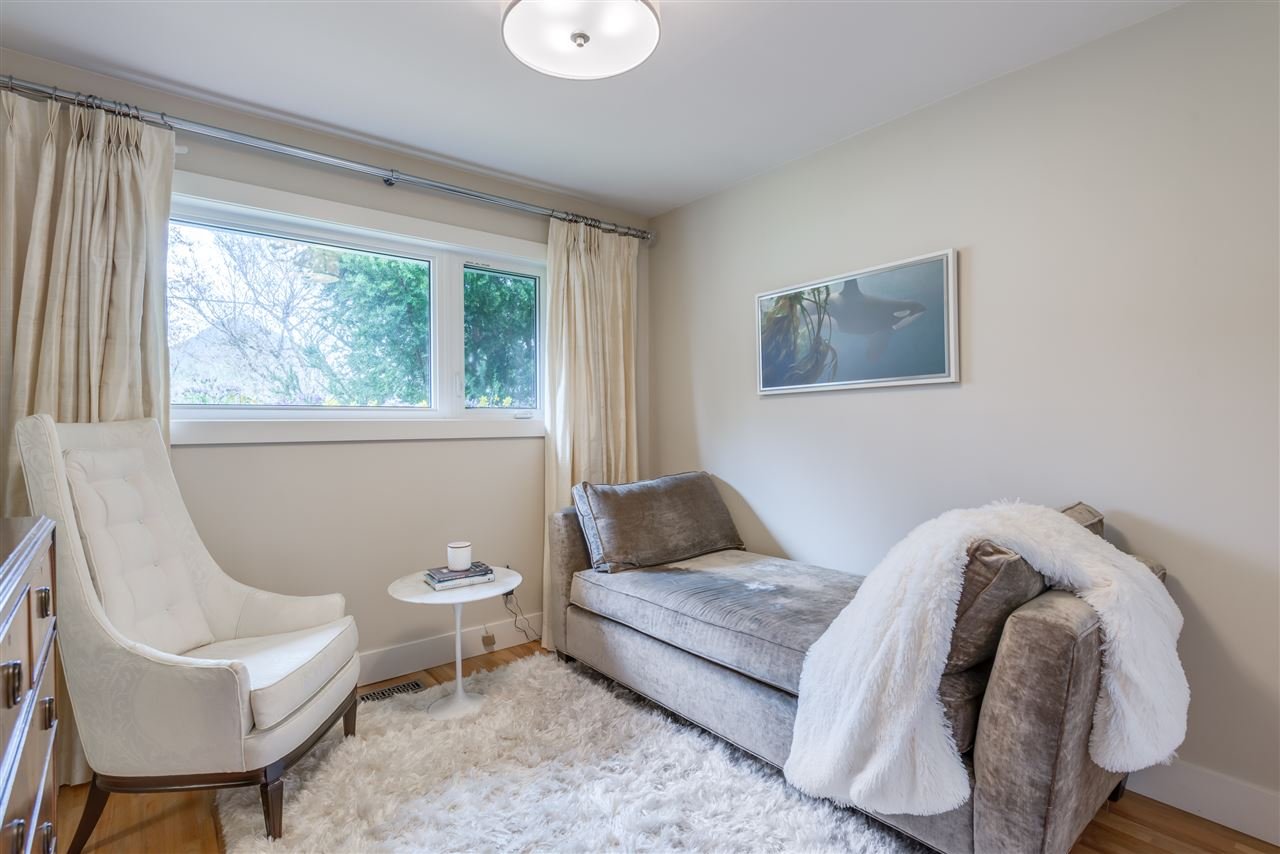 2402 Lauralynn Dr