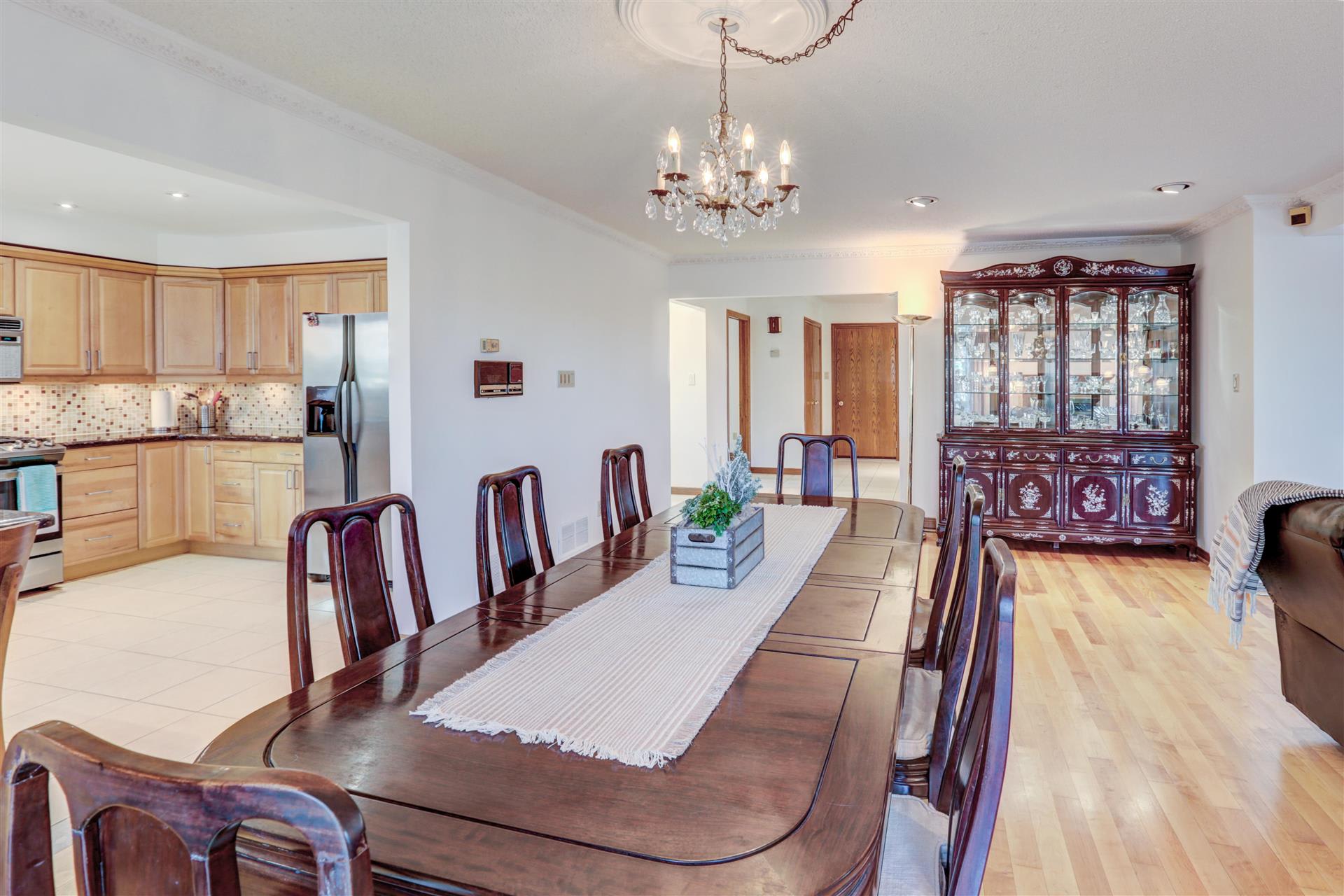 373 Morningside Ave