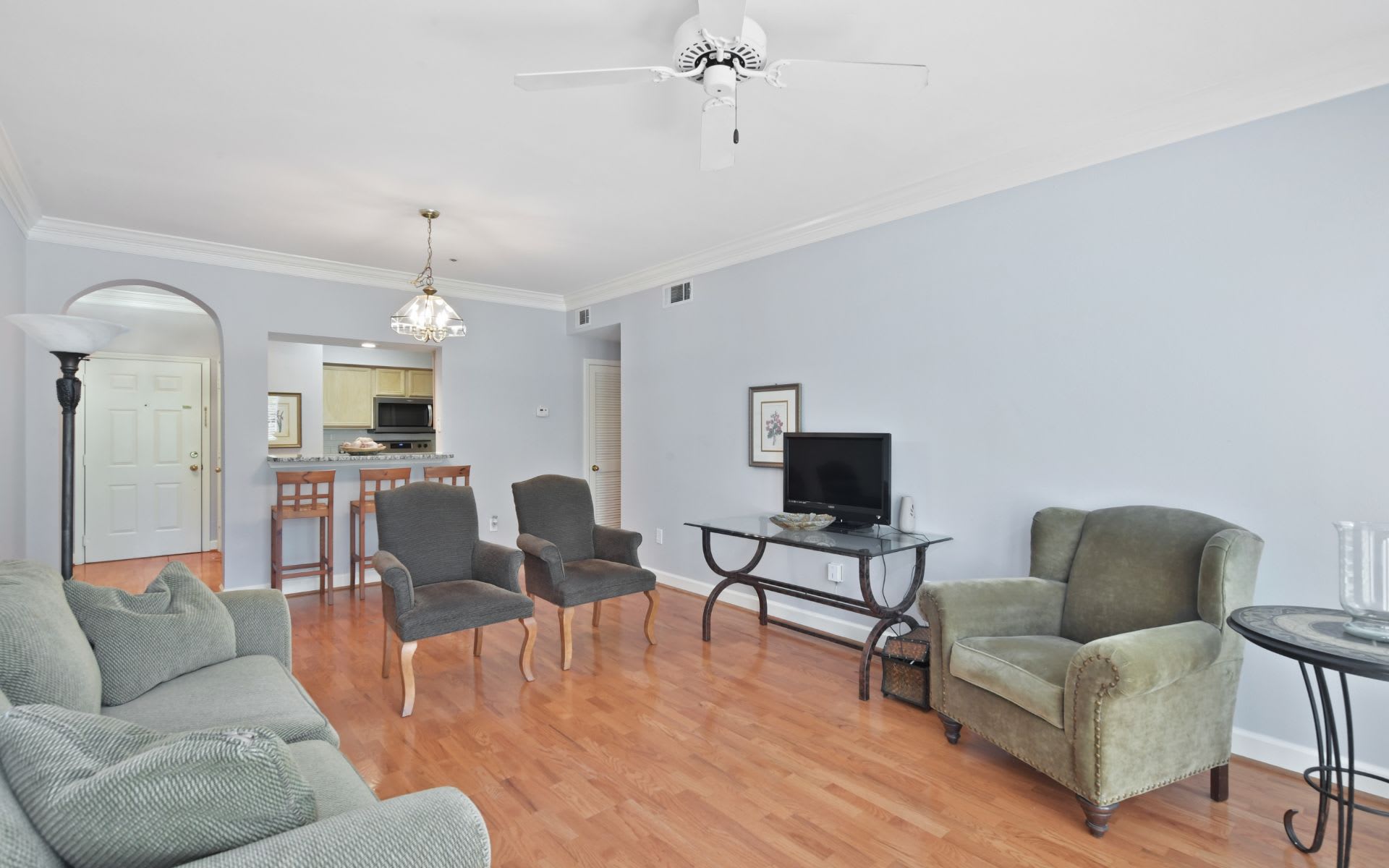 3777 Peachtree Road NE Unit: 924
