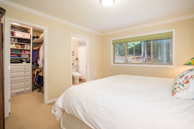 27B Glenmore Dr