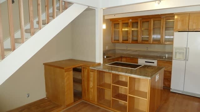 231 Linden Ave, #18