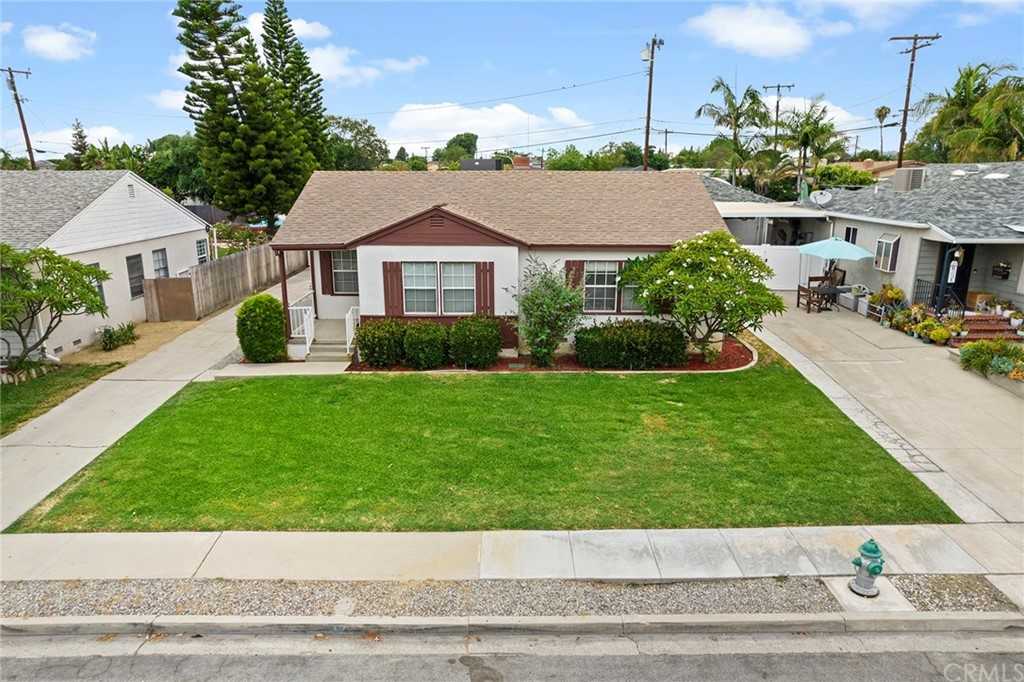 615 Cherry Street