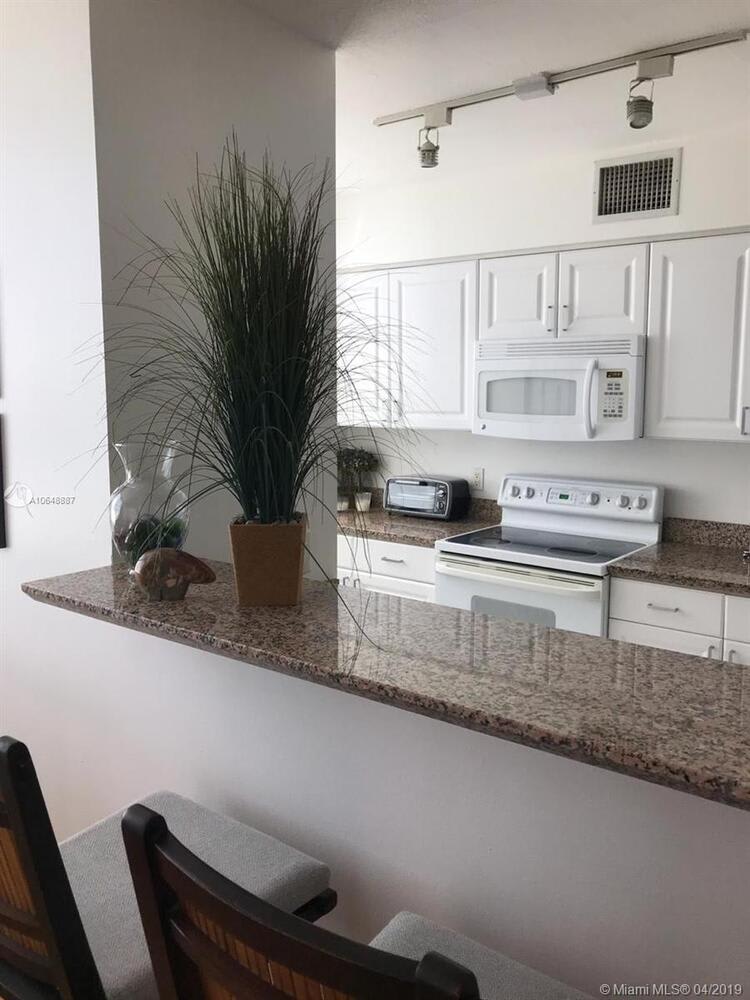 1155 Brickell Bay Dr, #1411