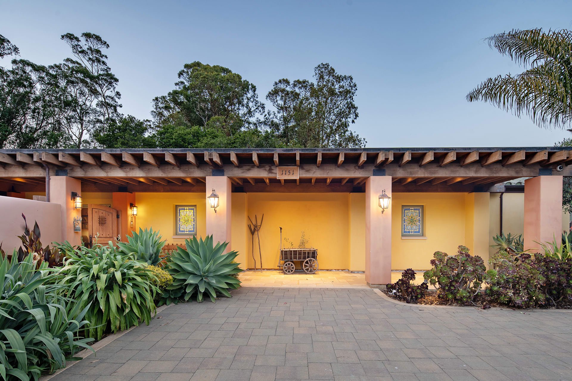Santa Cruz Masterpiece - 1151 Scholl Lane