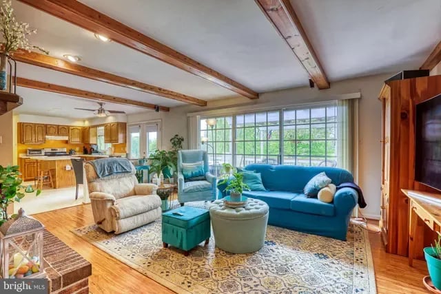 4000 HERITAGE HILL LANE