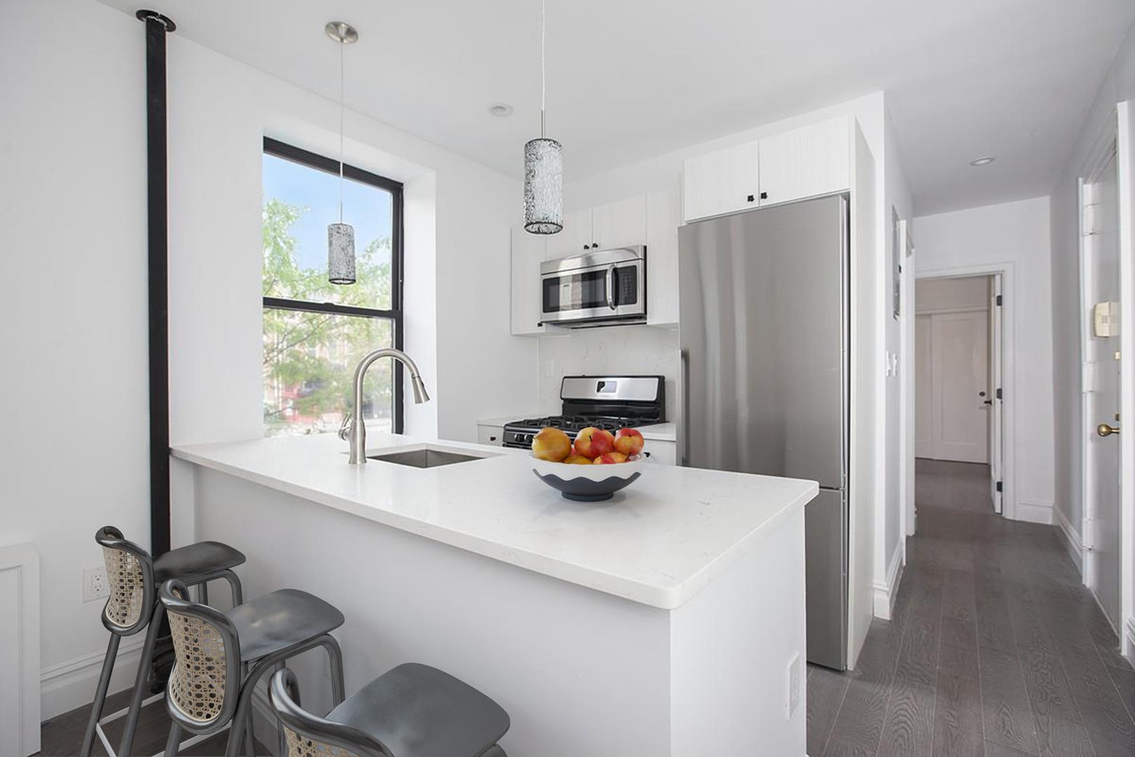 152 Thompson Street, Apt 2-C