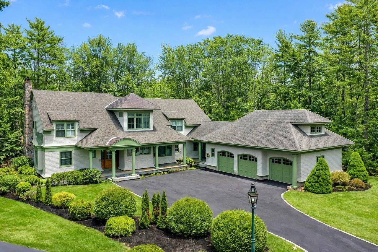 New Listing: 11 Winslow Lane, Kennebunkport, ME 04046 – $2,500,000