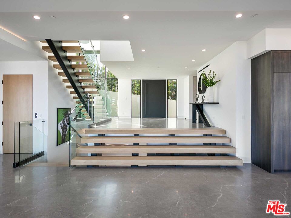 Legacy House