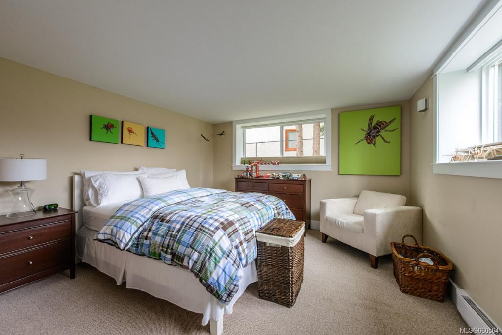 3155 Westdowne Rd, Oak Bay