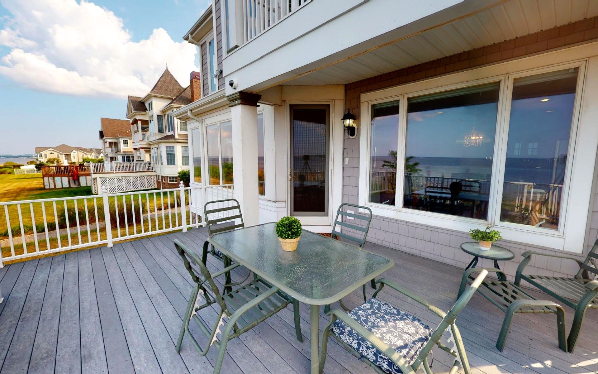 23 LIGHTHOUSE DR