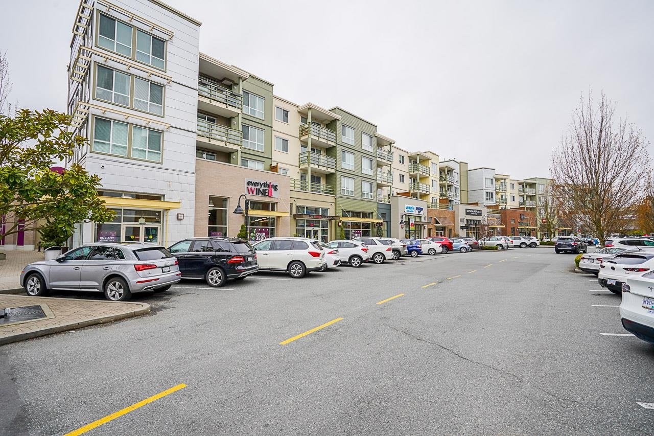 308-15735 Croydon Dr
