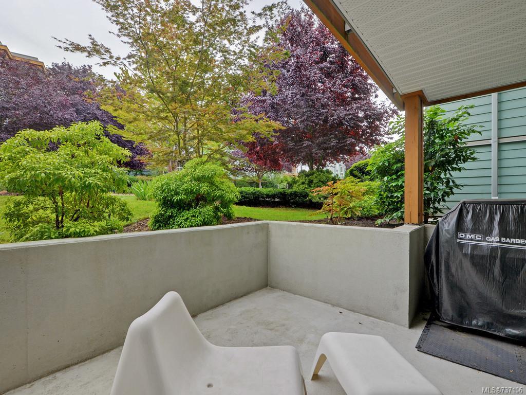 110-494 Marsett Pl, Saanich