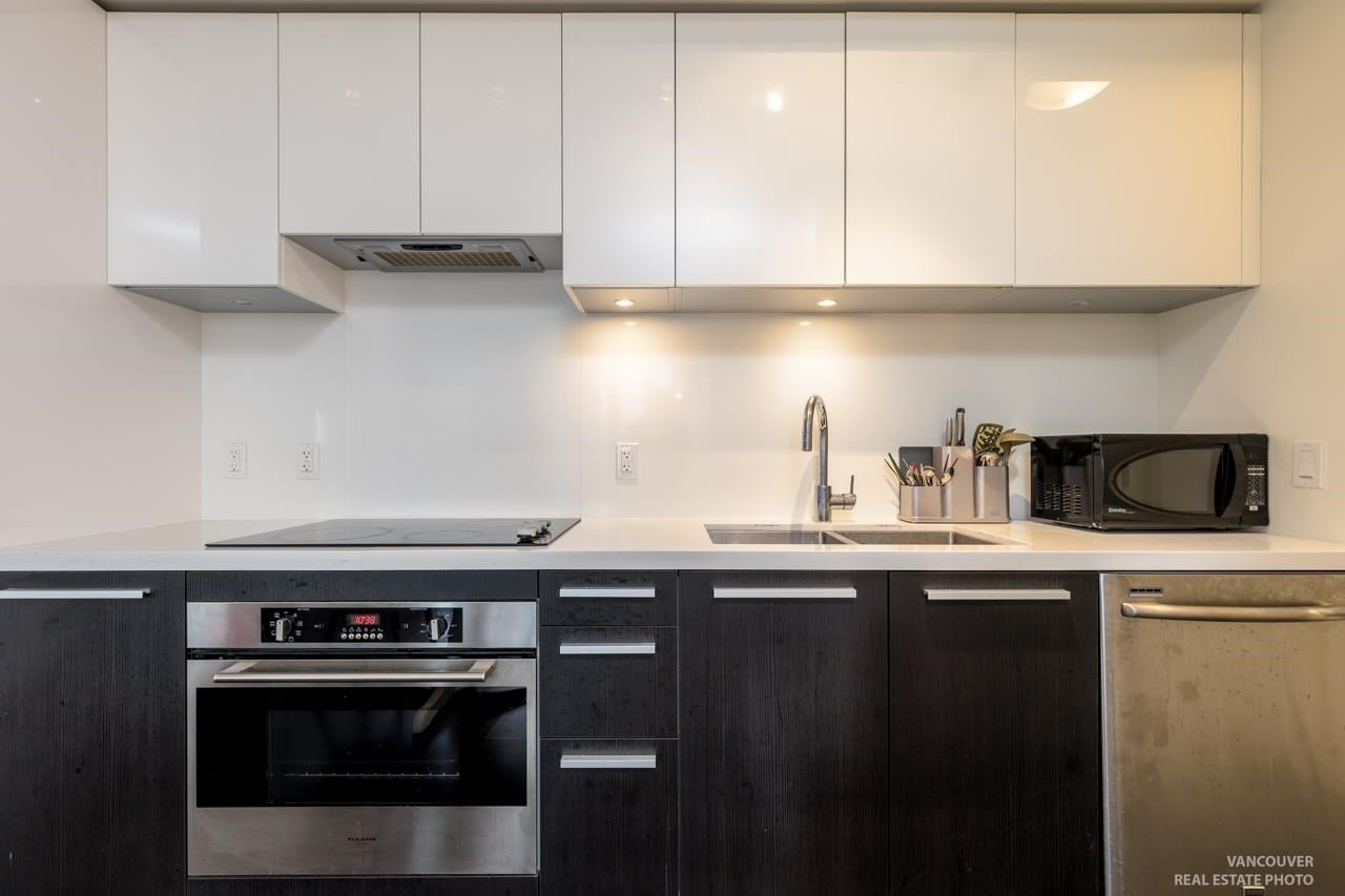 1501-6333 Silver Ave