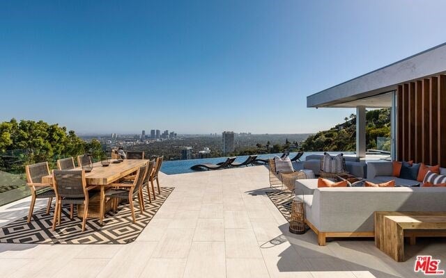Opulent Garden