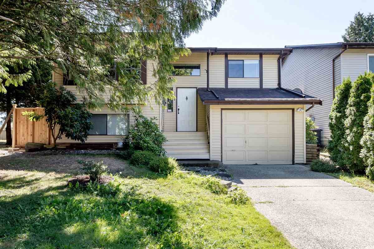 2568 Harrier Dr