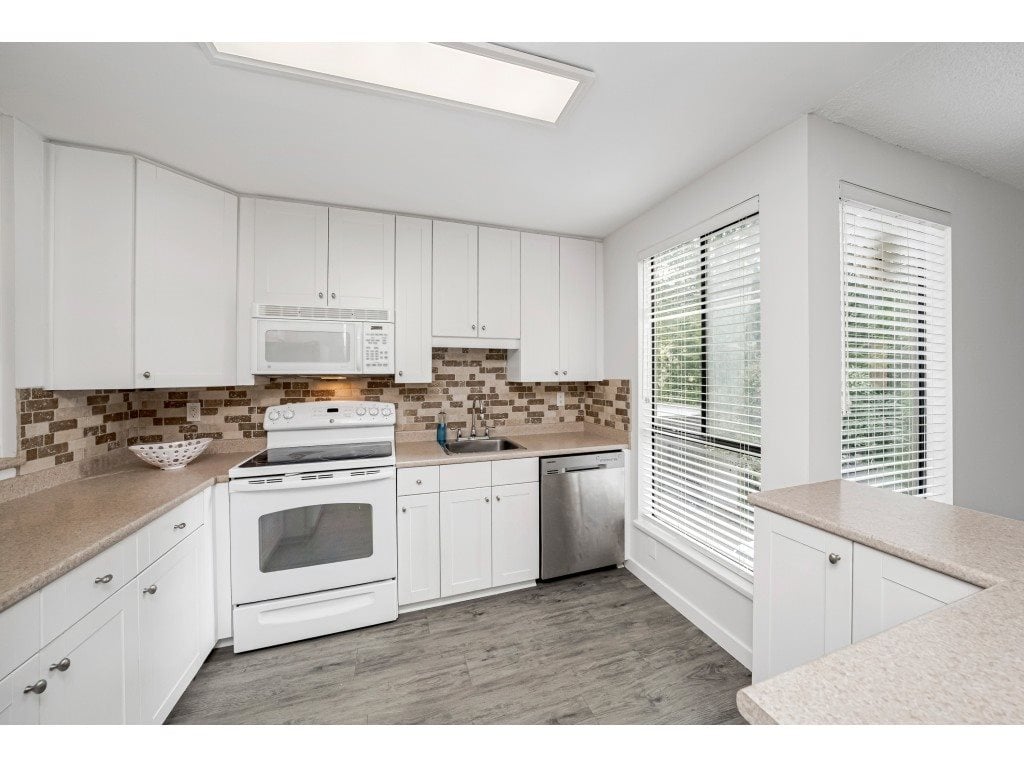 101-9149 Saturna Dr